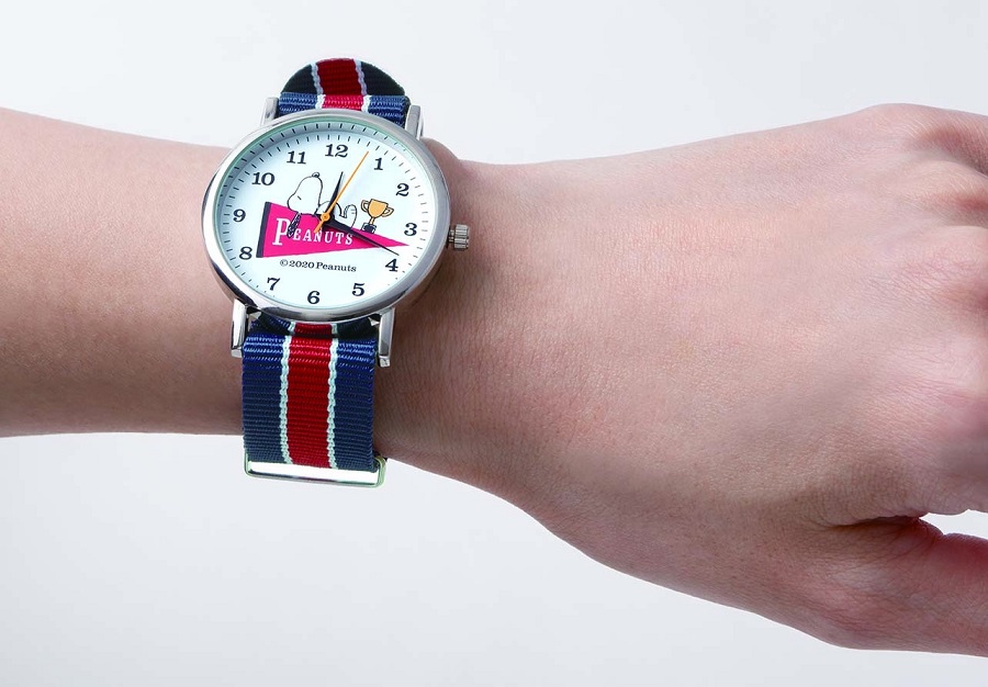 スヌーピーのスポーティー腕時計をゲット 実用性もグッド Snoopyのスポーティー腕時計book Bookウォッチ