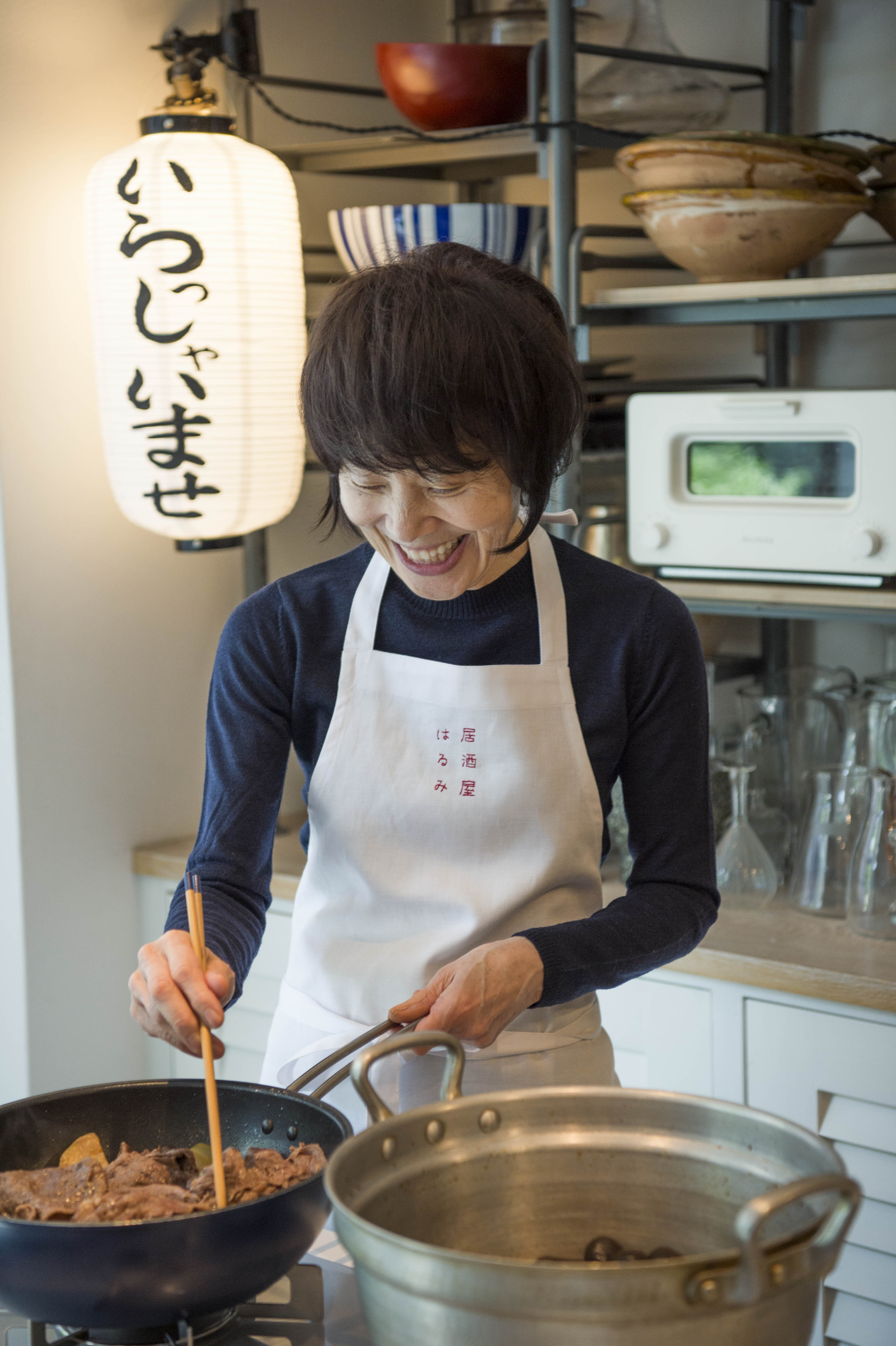 栗原はるみ、居酒屋開店？！ お待たせしない一品や自慢の定番料理で